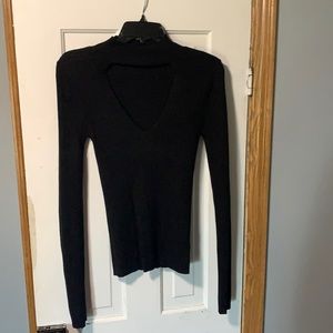 Express Size MD Ribbed fitted sweater keyhole neck